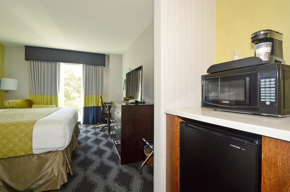 Best Western Plus Laguardia Airport Hotel Nowy Jork Zewnętrze zdjęcie